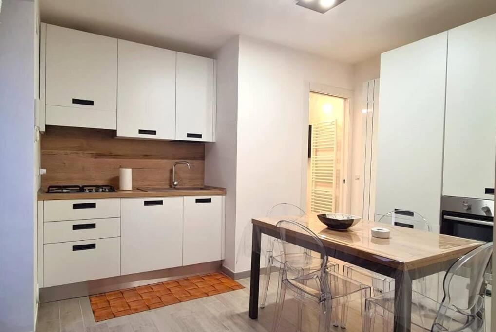 Ferienwohnung La Perla Di Tamara-Assisi Blu Exterior foto