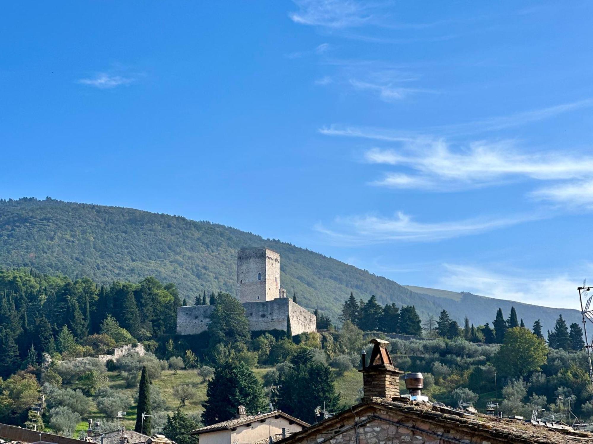 Ferienwohnung La Perla Di Tamara-Assisi Blu Exterior foto